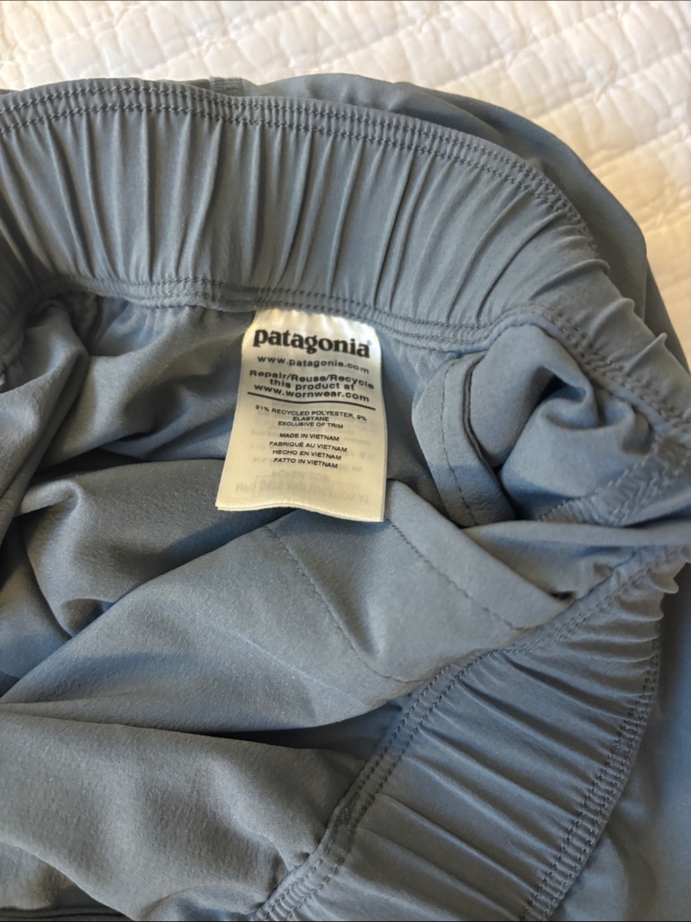 Patagonia Women's Fleetwith Romper in Plume Grey. Size Small - Picture 3 of 5